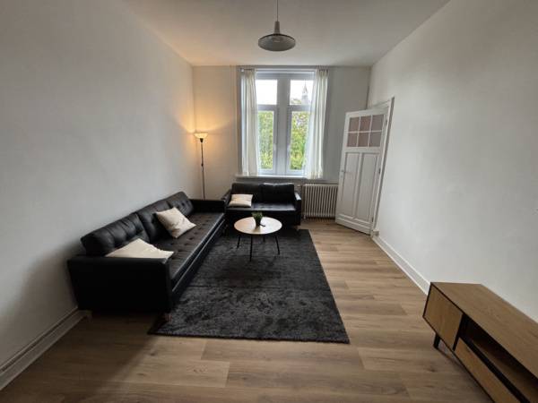 Newly renovated 2 bedroom apartment — bútorozott lakás kiadó Antwerpenben